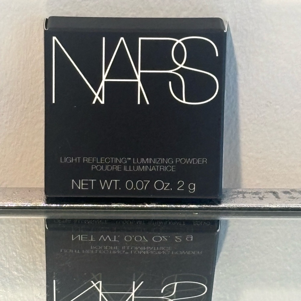 NWT NARS EROS light reflecting, aluminizing powder